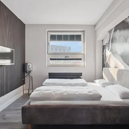 The Room 44